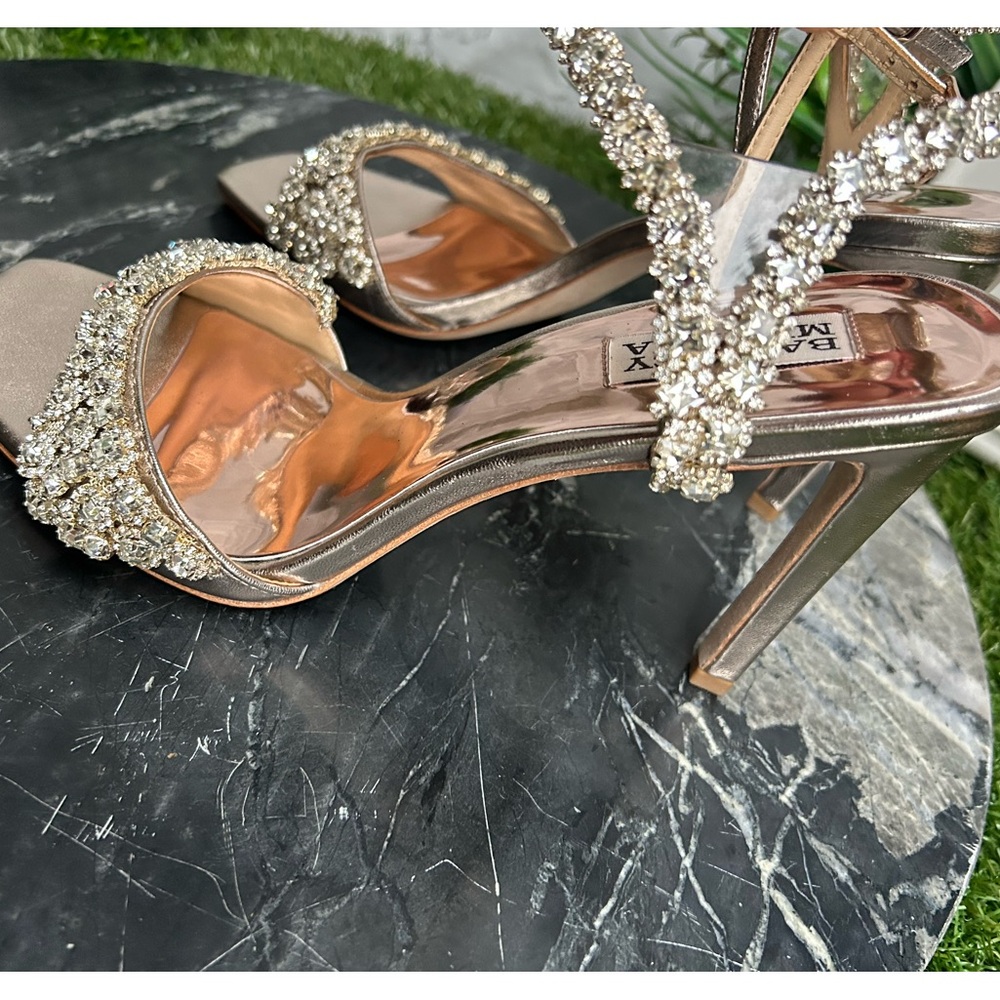BADGLEY MISCHKA
Galia Crystal Ankle
Strap Evening Shoe size 9 new
CHAMPAGNE - Picture 10 of 17